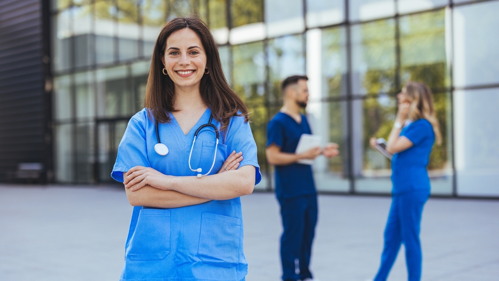 how to write nursing credentials